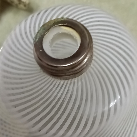 1959 DeVILBISS PERFUME ATOMIZER MURANO TORSO WHITE SWIRL ,JEWEL FILIGREE TOP - Picture 4 of 7